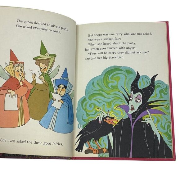 Walt Disney's Sleeping Beauty (Wonderful World of Reading) Hardcover Book (1974) - Picture 3 of 7